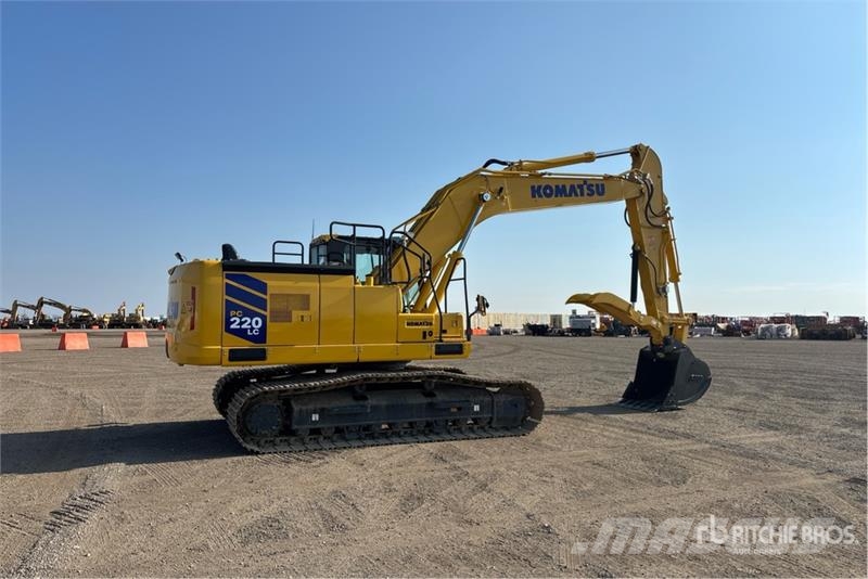 Komatsu PC220LC-12 Tracked Excavator Lánctalpas kotrók