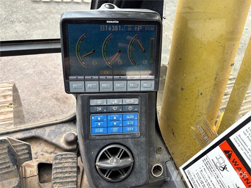 Komatsu PC220LC-8 Raupenbagger
