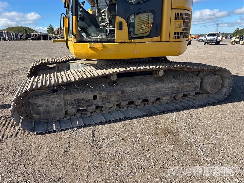 Komatsu PC228USLC-8 Tracked Excavator Bageri gusjeničari