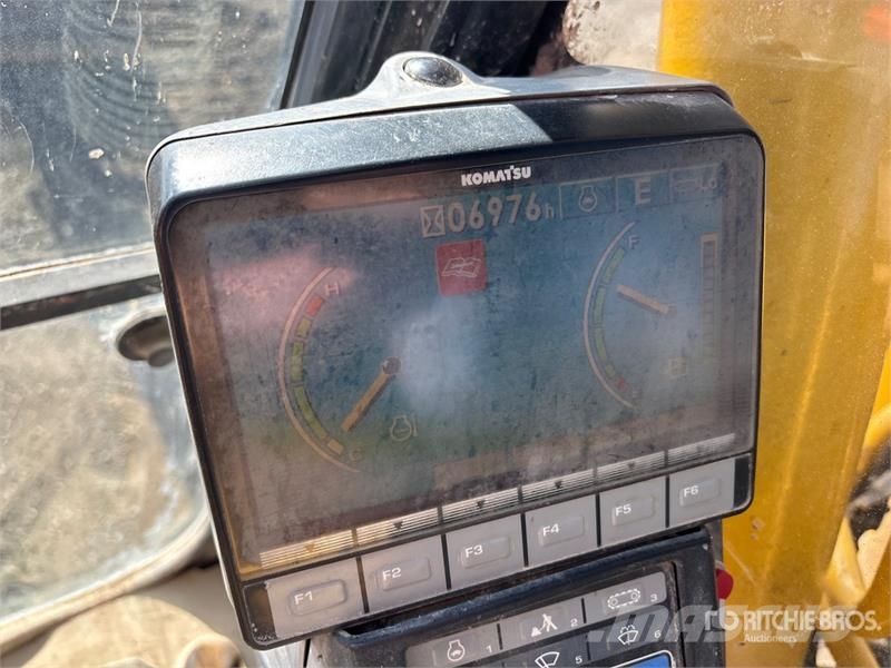 Komatsu PC228USLC-8 Tracked Excavator Bageri gusjeničari