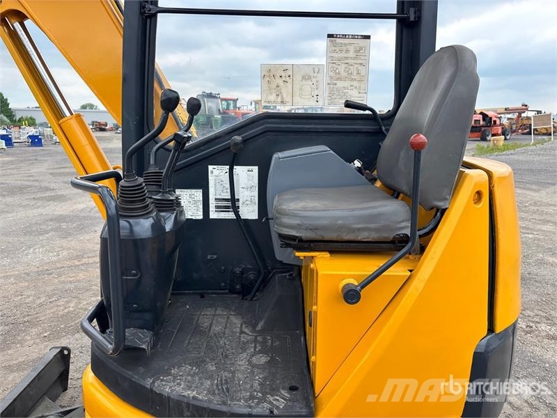 Komatsu PC28UU-2 Mini Excavator Mini excavators < 7t (Mini diggers)