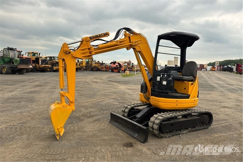 Komatsu PC28UU-2 Mini Excavator Mini excavators < 7t (Mini diggers)