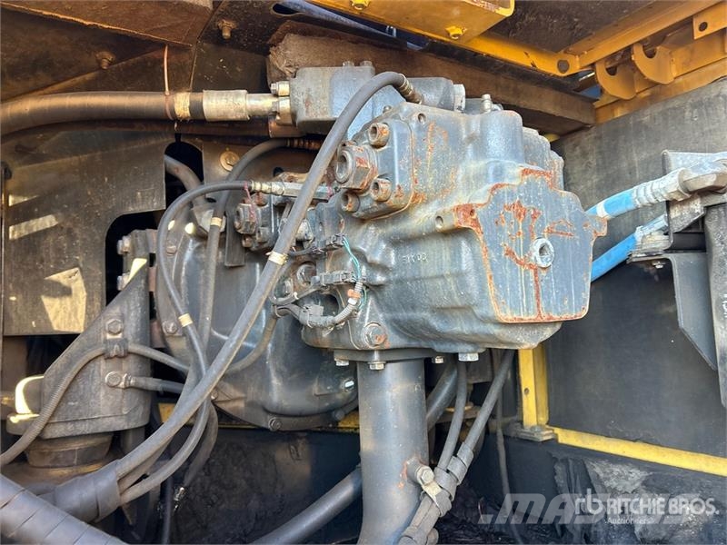 Komatsu PC300HD-8 大型油圧ショベル12t以上(パワーショベル・ユンボ)
