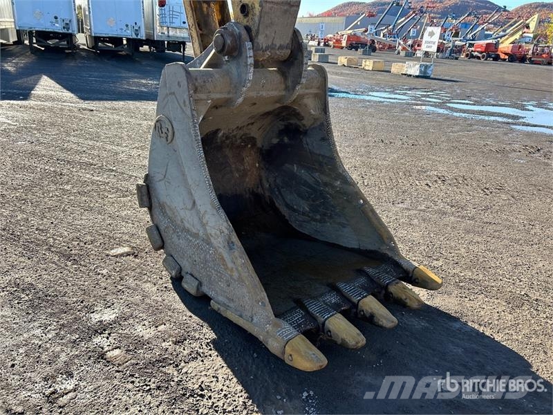 Komatsu PC300HD-8 大型油圧ショベル12t以上(パワーショベル・ユンボ)