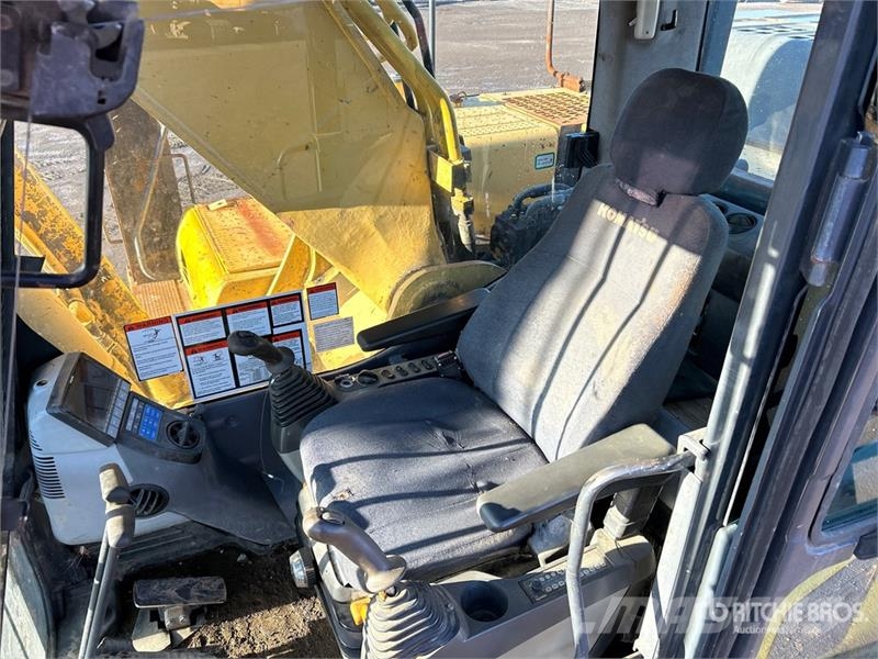 Komatsu PC300HD-8 Raupenbagger