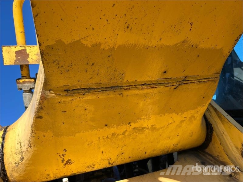 Komatsu PC300HD-8 大型油圧ショベル12t以上(パワーショベル・ユンボ)