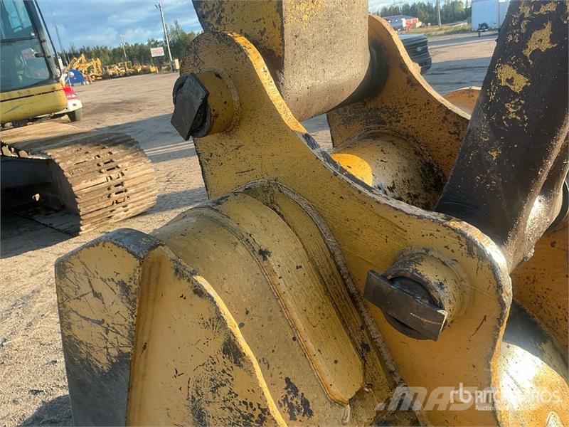 Komatsu PC300LC-6LE Tracked Excavator حفارات زحافة