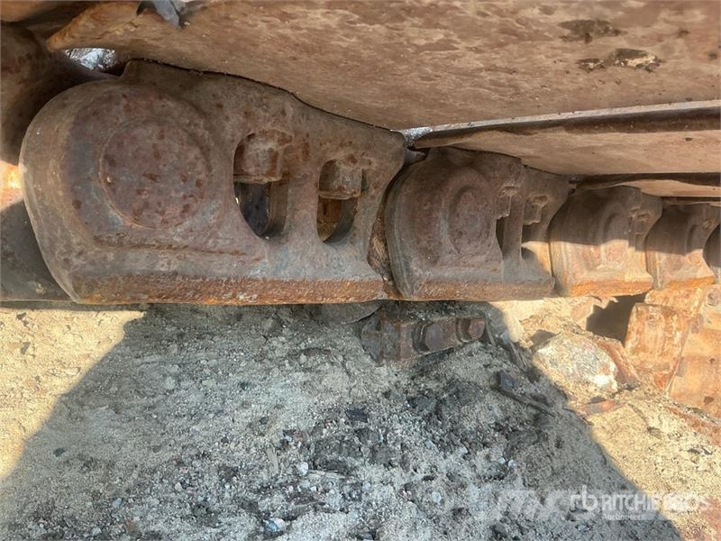 Komatsu PC300LC-6LE Tracked Excavator حفارات زحافة