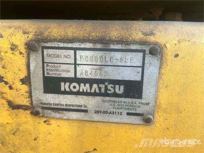 Komatsu PC300LC-6LE Tracked Excavator حفارات زحافة