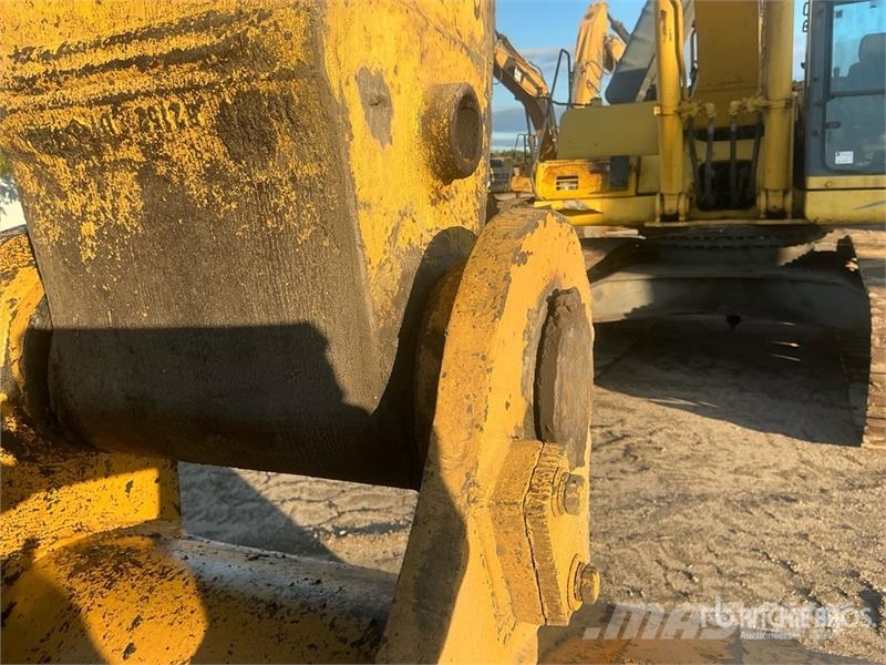 Komatsu PC300LC-6LE Tracked Excavator حفارات زحافة