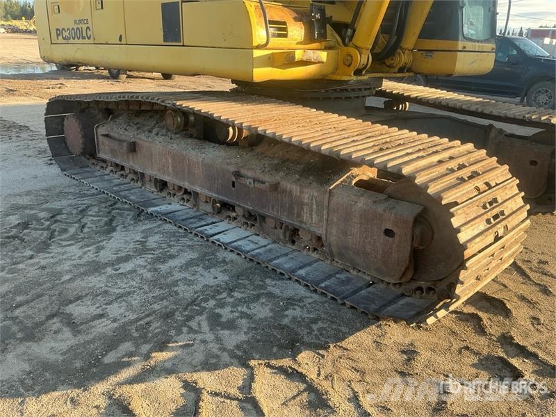 Komatsu PC300LC-6LE Tracked Excavator حفارات زحافة