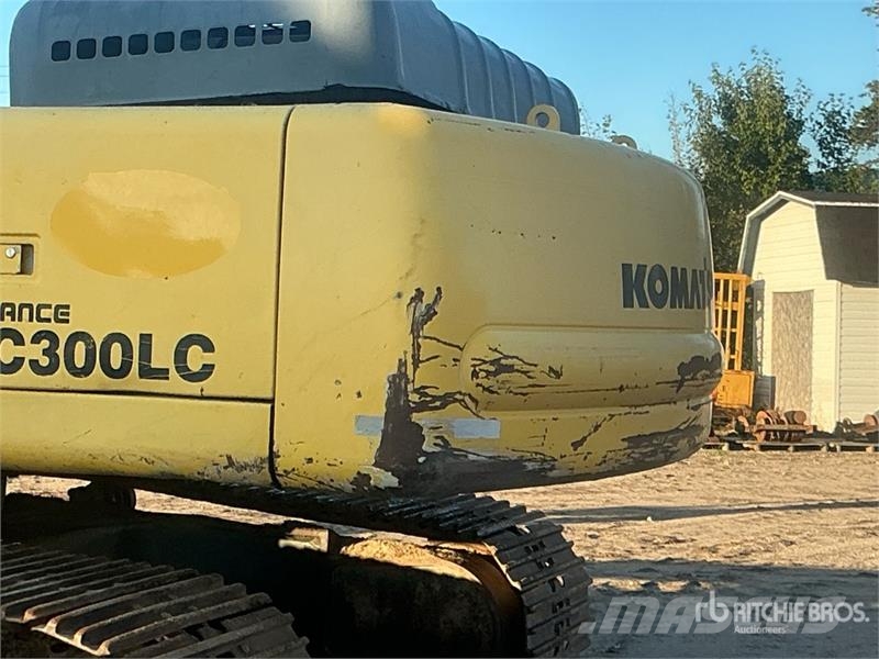 Komatsu PC300LC-6LE Tracked Excavator حفارات زحافة