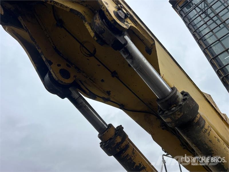 Komatsu PC300LL-7L Heel Boom Log Loader Gelenkausleger Lader