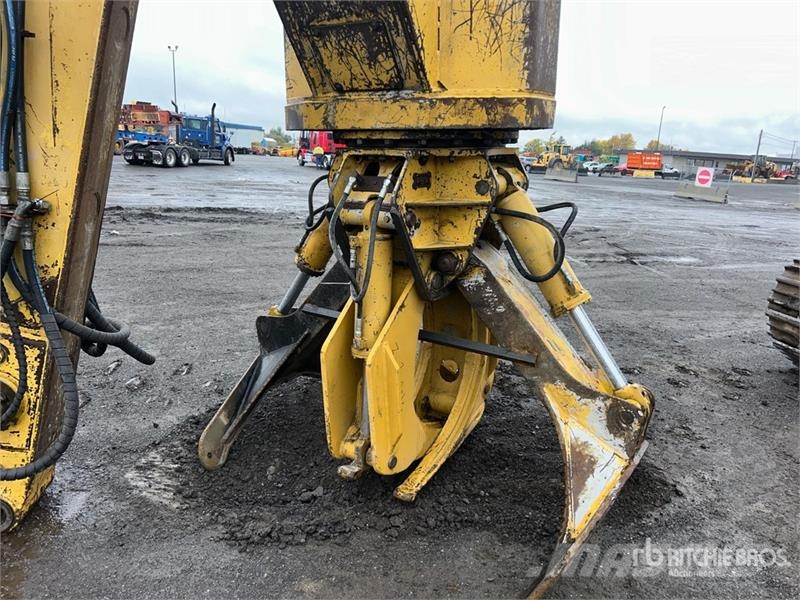 Komatsu PC300LL-7L Log Loader Gelenkausleger Lader