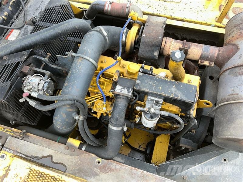 Komatsu PC300LL-7L Log Loader Gelenkausleger Lader