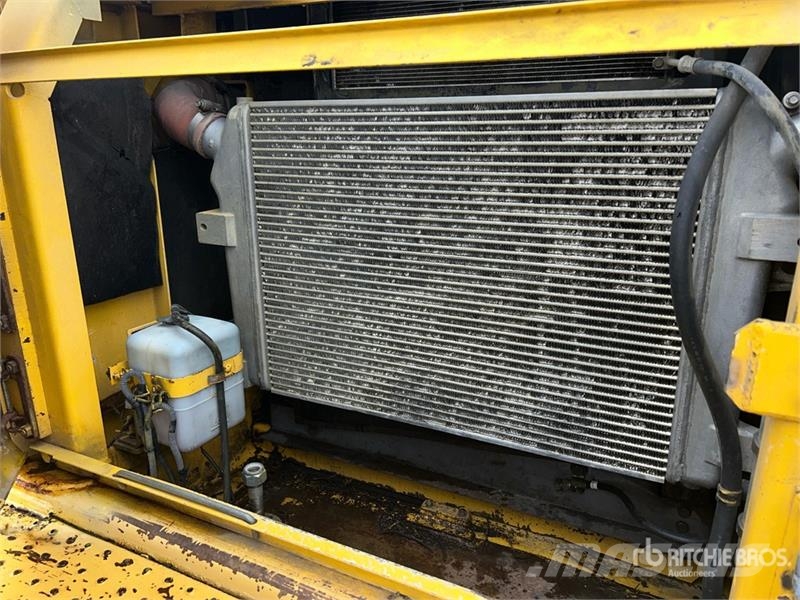 Komatsu PC300LL-7L Log Loader Gelenkausleger Lader
