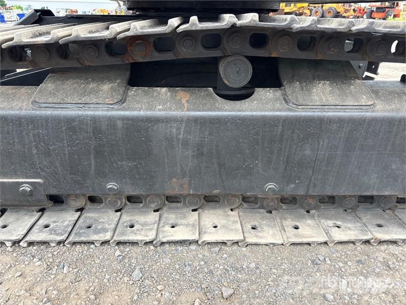 Komatsu PC30MR-1 Εκσκαφάκι (διαβολάκι) < 7t