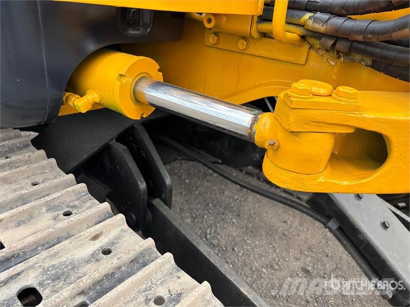 Komatsu PC30MR-1 Εκσκαφάκι (διαβολάκι) < 7t