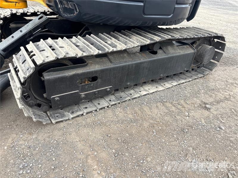 Komatsu PC30MR-1 Εκσκαφάκι (διαβολάκι) < 7t