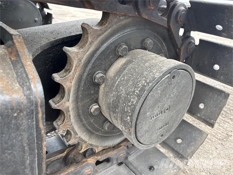 Komatsu PC30MR-1 Εκσκαφάκι (διαβολάκι) < 7t