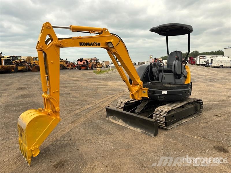 Komatsu PC30MR-1 Εκσκαφάκι (διαβολάκι) < 7t