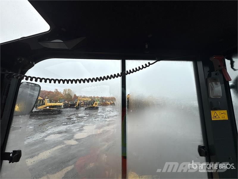 Komatsu PC30MR-5N0 Mini Excavator حفارات صغيرة أقل من 7 طن (حفارات صغيرة)