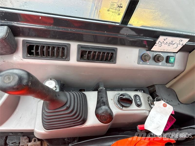 Komatsu PC30MR-5N0 Mini Excavator حفارات صغيرة أقل من 7 طن (حفارات صغيرة)
