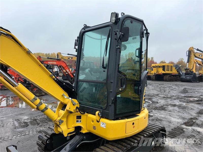Komatsu PC30MR-5NO Mini Excavator حفارات صغيرة أقل من 7 طن (حفارات صغيرة)
