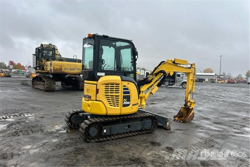 Komatsu PC30MR-5NO Mini Excavator حفارات صغيرة أقل من 7 طن (حفارات صغيرة)