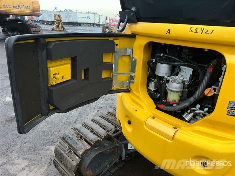 Komatsu PC30MR-5NO Mini Excavator حفارات صغيرة أقل من 7 طن (حفارات صغيرة)