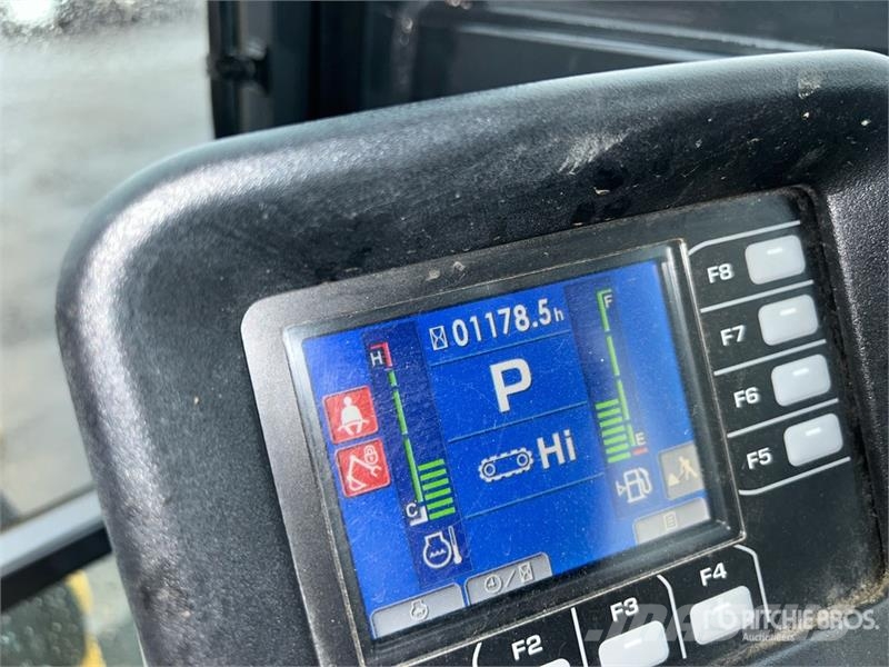 Komatsu PC30MR-5NO Mini Excavator حفارات صغيرة أقل من 7 طن (حفارات صغيرة)