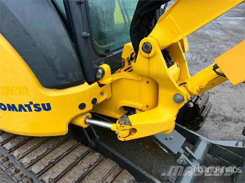 Komatsu PC30MR-5NO Mini Excavator حفارات صغيرة أقل من 7 طن (حفارات صغيرة)