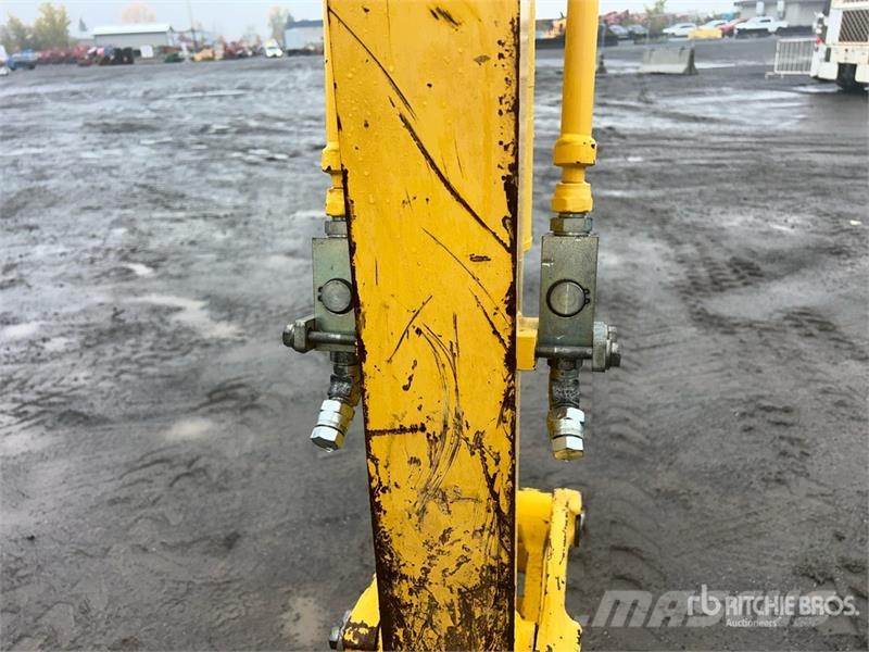 Komatsu PC30MR-5NO Mini Excavator حفارات صغيرة أقل من 7 طن (حفارات صغيرة)