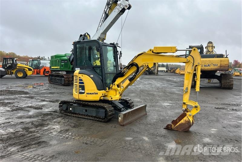Komatsu PC30MR-5NO Mini Excavator حفارات صغيرة أقل من 7 طن (حفارات صغيرة)