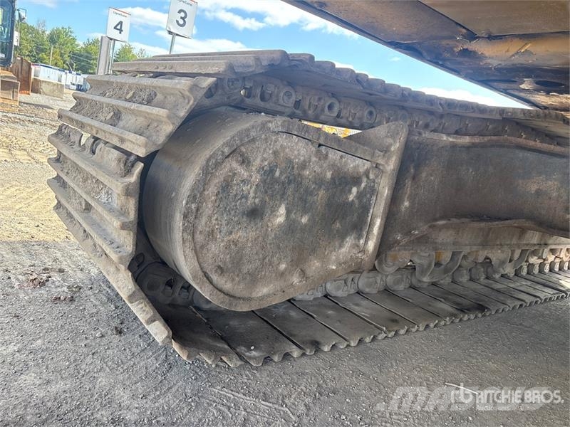 Komatsu PC360LC-10 Tracked Excavator Roomikekskavaatorid