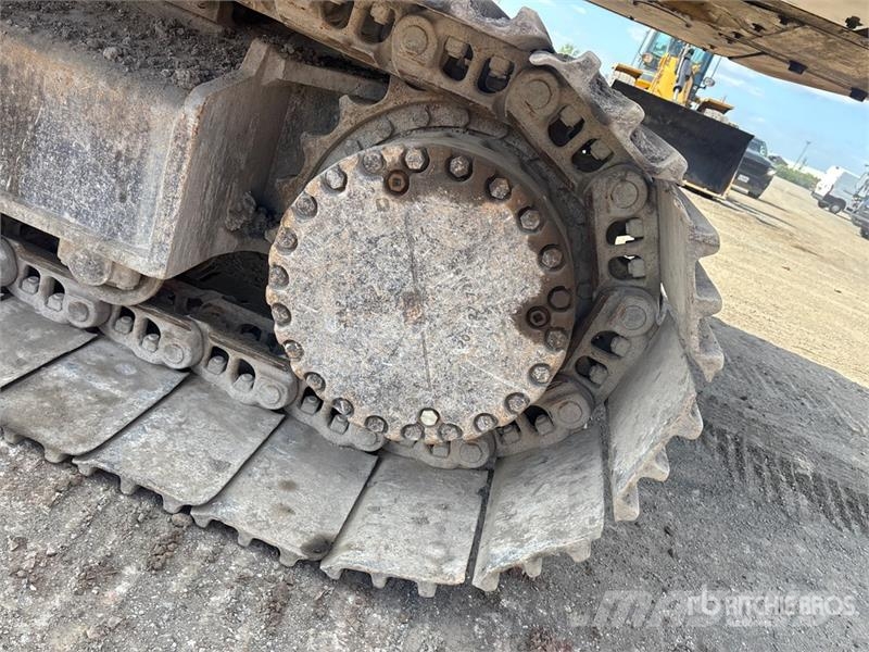 Komatsu PC360LC-10 Tracked Excavator Roomikekskavaatorid