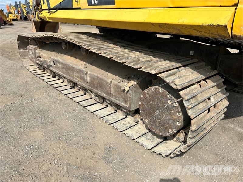 Komatsu PC390LC-11 Escavadoras de rastos