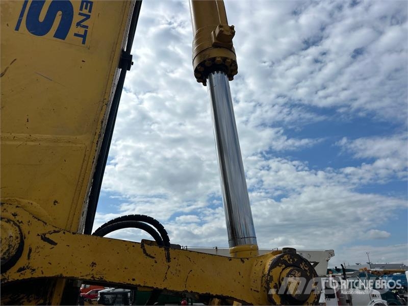 Komatsu PC390LC-11 Escavadoras de rastos