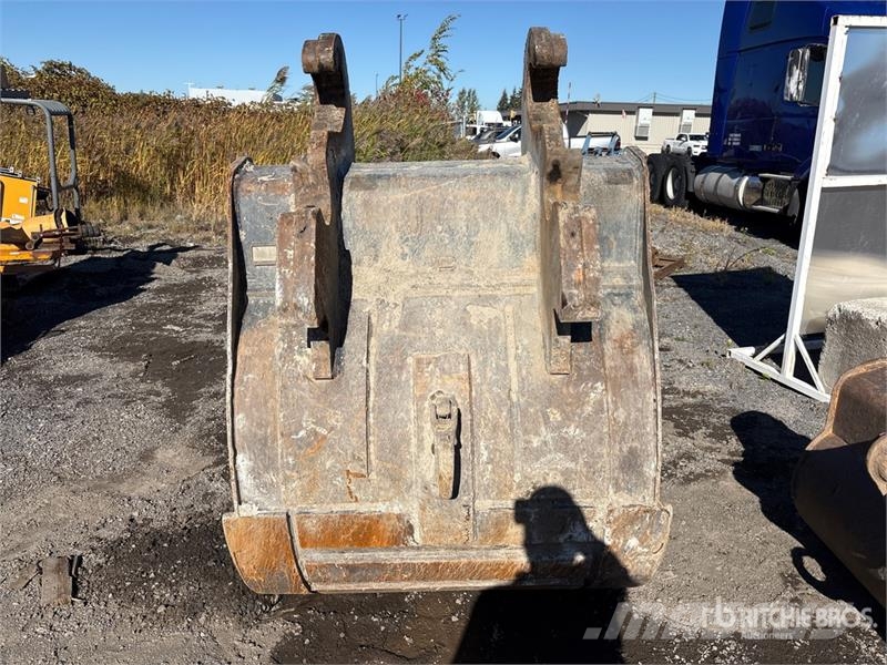 Komatsu PC490LC-10 대형 굴삭기 29톤 이상