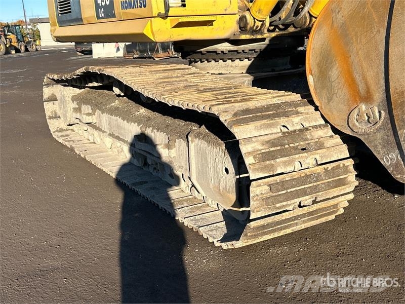 Komatsu PC490LC-10 Crawler excavators