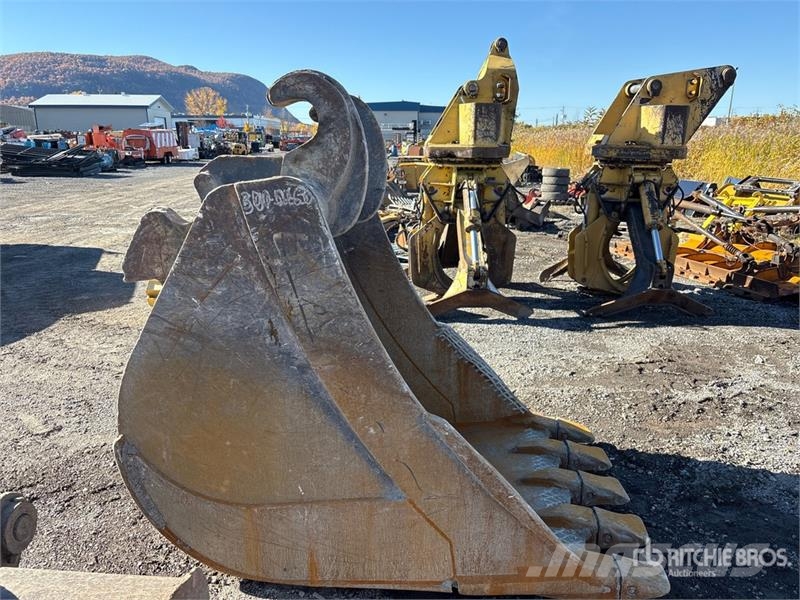 Komatsu PC490LC-10 대형 굴삭기 29톤 이상