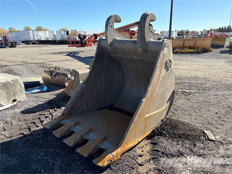 Komatsu PC490LC-10 대형 굴삭기 29톤 이상