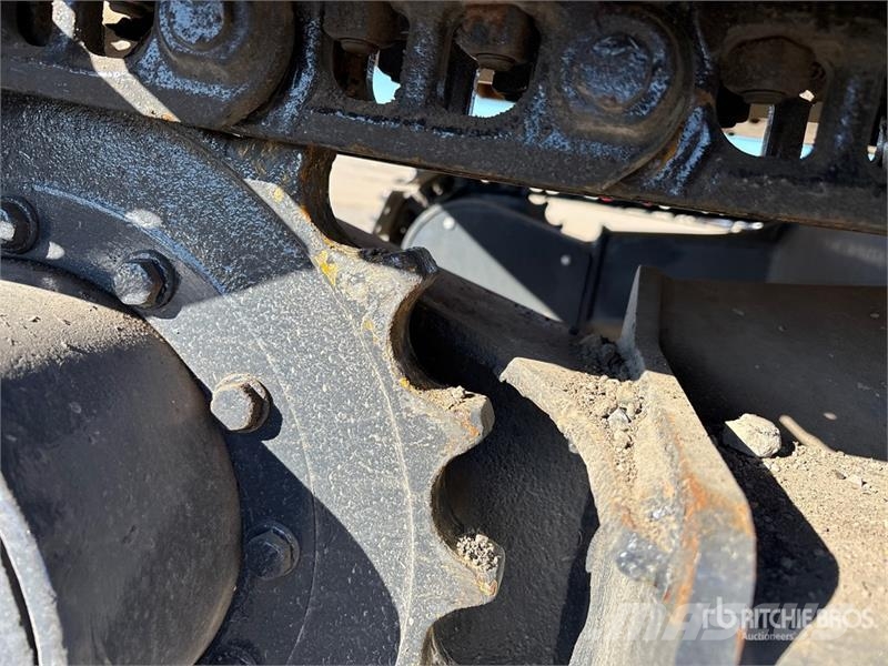 Komatsu PC70-8 Tracked Excavator حفارات زحافة