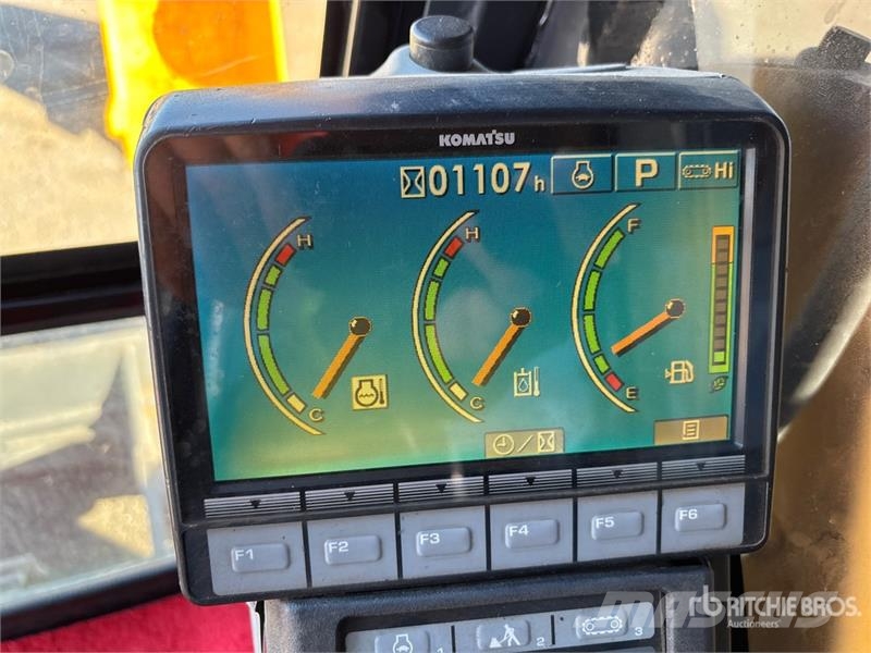 Komatsu PC70-8 Tracked Excavator حفارات زحافة