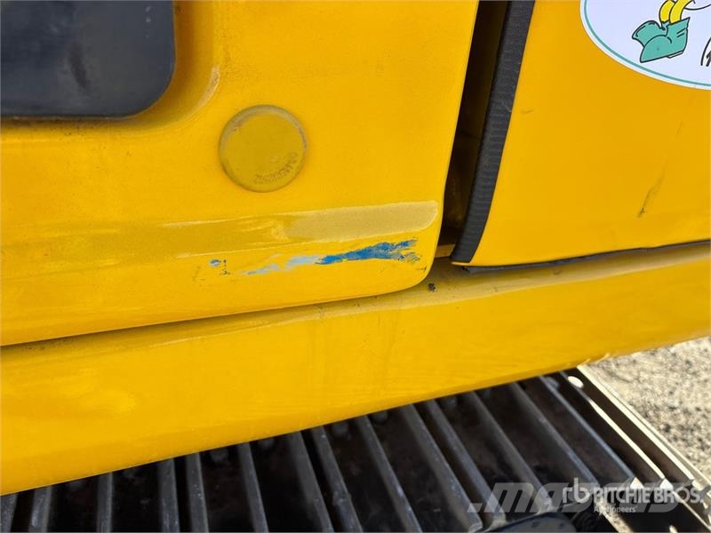 Komatsu PC70-8 Tracked Excavator Bageri gusjeničari