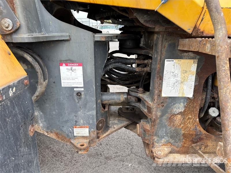 Komatsu WA200-6 Tekerlekli yükleyiciler