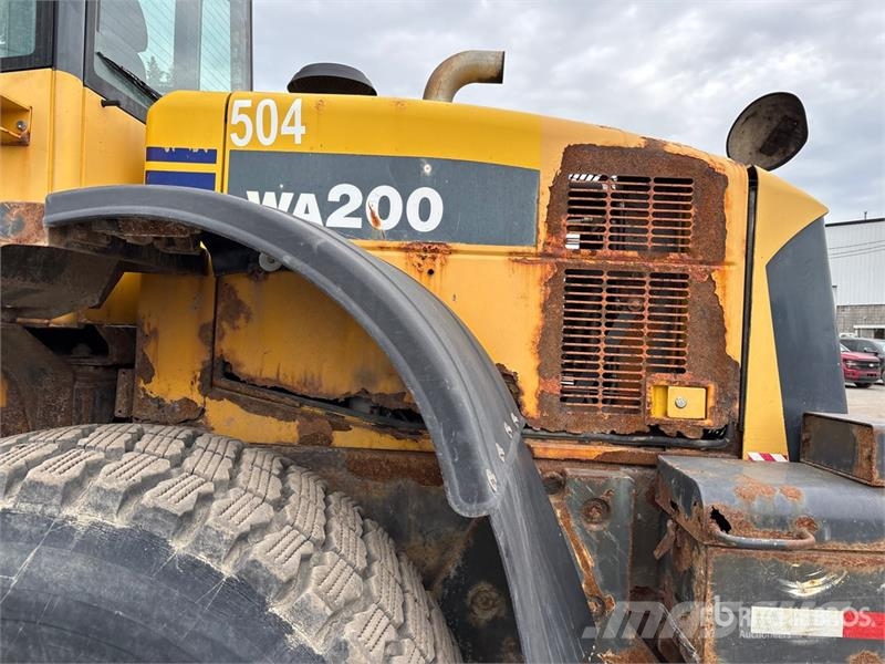 Komatsu WA200-6 Tekerlekli yükleyiciler