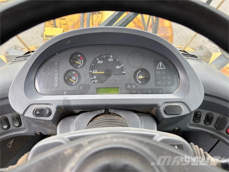 Komatsu WA200-6 Tekerlekli yükleyiciler