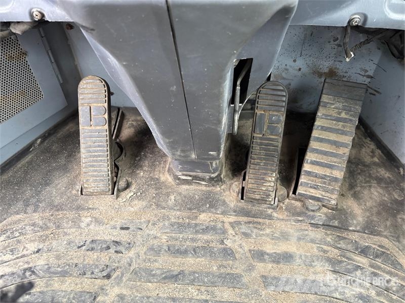 Komatsu WA200-6 Tekerlekli yükleyiciler