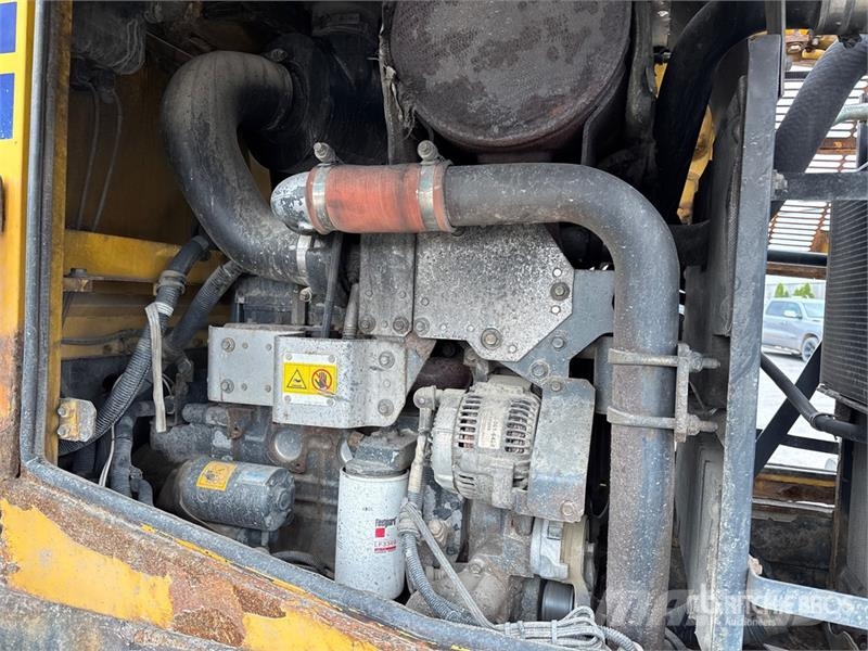 Komatsu WA200-6 Tekerlekli yükleyiciler